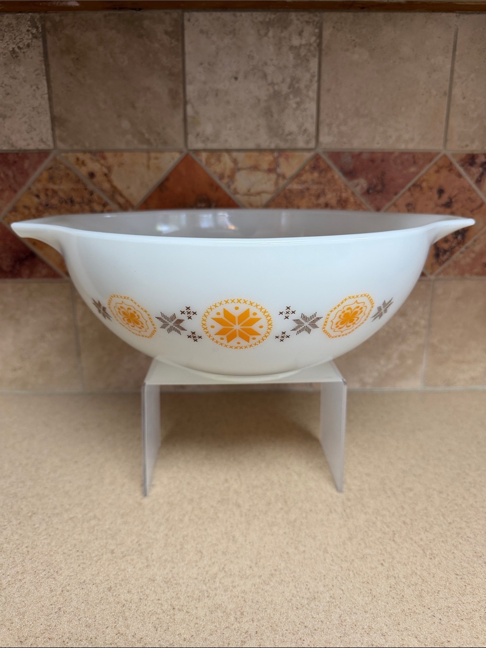 Pyrex Town & Country 444 4 Quart Cinderella Mixing Bowl